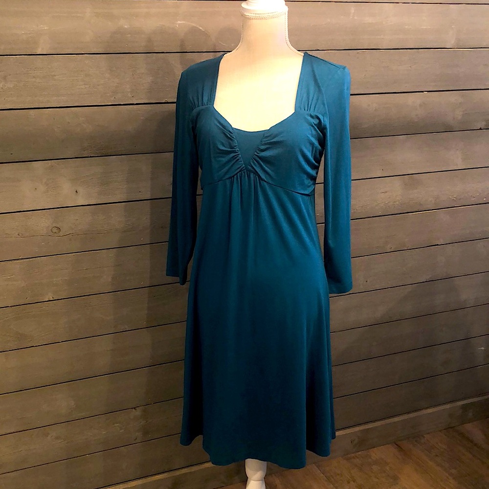Flare hem dress stretch
